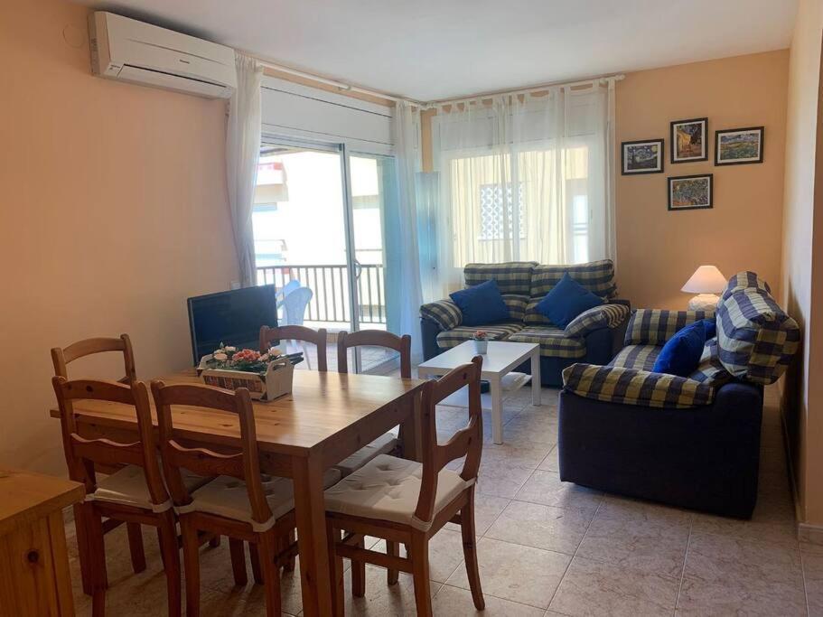 Apartamento Primera Linea De Playa Port-Segur 塞古德卡拉斐 外观 照片