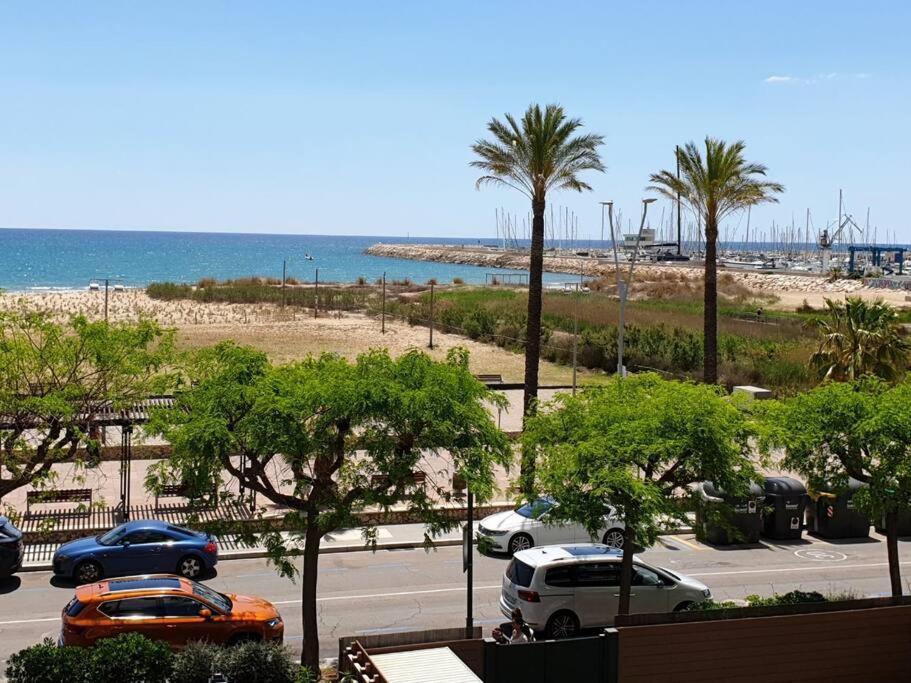 Apartamento Primera Linea De Playa Port-Segur 塞古德卡拉斐 外观 照片